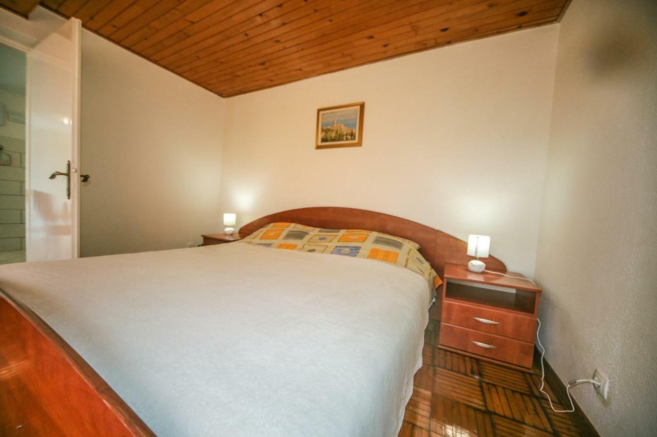 Apartman Ana Lovran Buitenkant foto